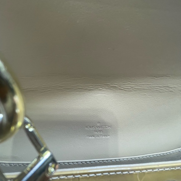 Louis Vuitton  Tango Musette in Vernis Leather Yellow - Picture 11 of 11